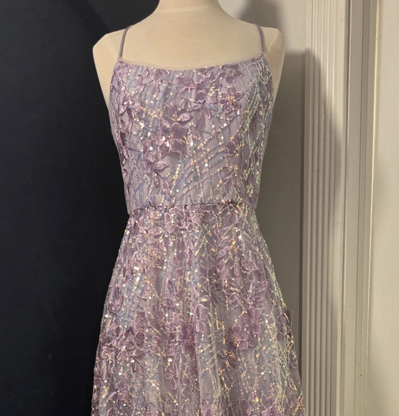 Jules & Cleo Dresses & Skirts - Chic Lavender Floral Prom Dress